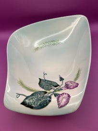 Listing 3 of 6 for Carlton Ware Convolvulus salad bowl