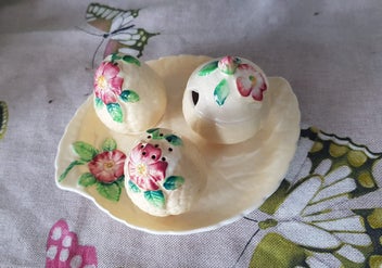 Listing 2 of 5 for Carltonware yellow wild rose condiment set