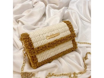 Listing 4 of 10 for Latch Hook Kit