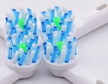 Listing 3 of 3 for Compatible Heads Refill Toothbrush - 16 Heads- Advance