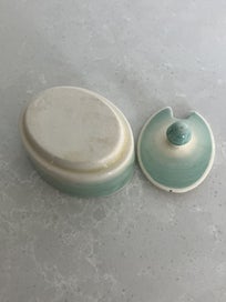 Listing 8 of 18 for Susie Cooper Dresden Spray Cruet set