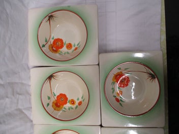 Listing 5 of 9 for BR 9296 - Six Royal Staffordshire Dessert Plates - Great Britain - The Biarritz