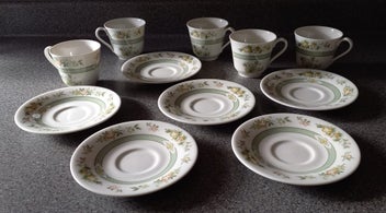 Listing 2 of 8 for Royal Doulton TONKIN Cups & Saucers