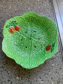 Listing 1 of 7 for Beswick Ware Strainer and Dish and Little Bowl with Lettuce Leaf and Tomatoes