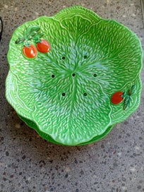 Listing 2 of 7 for Beswick Ware Strainer and Dish and Little Bowl with Lettuce Leaf and Tomatoes