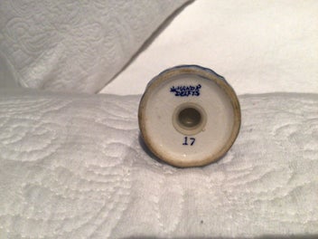 Listing 2 of 2 for Delft Salt Shaker