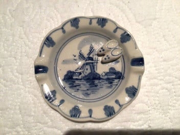 Listing 1 of 2 for Delft Dish