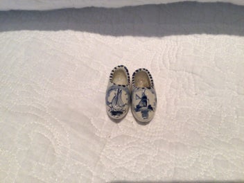 Listing 1 of 2 for Delft Clogs