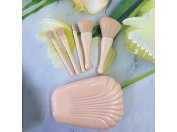 Listing 4 of 10 for 5Pcs Shell Portable Makeup Brush Set HD Mirror Soft Fiber Hair Cosmetic Brush