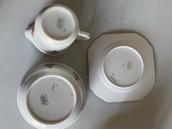 Listing 9 of 9 for Shelley 14 piece Tea Set