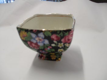 Listing 2 of 4 for SH 1015 - Royal Winton Sugar Bowl - Esthel - England - All Over Black Floral