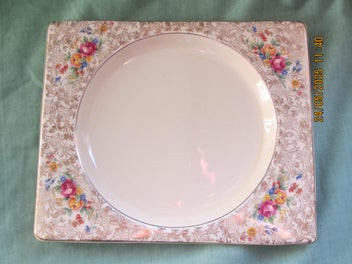 Listing 1 of 8 for Wilkinson Design,Plate, The Biarritz, Gold Foil/Roses, 230 x 195 mm, 1933-1936