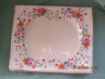 Listing 1 of 6 for Wilkinson Design,Plate, The Biarritz, Floral Wreath, 230 x 195 mm, 1933-1936