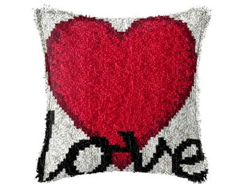 Listing 5 of 10 for Latch Hook Kit