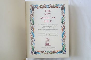 Listing 7 of 16 for Holy Bible New American Edition Catholic Fireside Family Ed VINTAGE (SKU BK45)