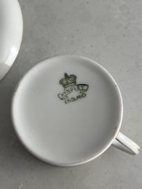 Listing 6 of 15 for Stunning mid century Aynsley demitasse coffee cup and saucer