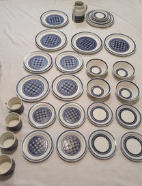 Listing 1 of 19 for Royal Doulton Tangier 1974 - 1982 4 Place 6 piece Dinner Set + Jug + Extras