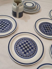 Listing 11 of 19 for Royal Doulton Tangier 1974 - 1982 4 Place 6 piece Dinner Set + Jug + Extras