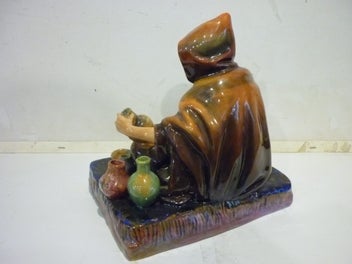 Listing 5 of 5 for DOULTON POTTER FIGURE ,1932-92. #HN 1493