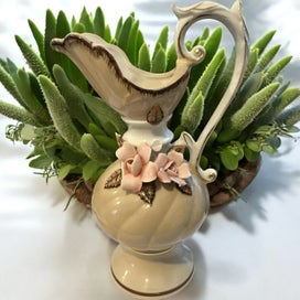 Listing 3 of 11 for Add a touch of vintage elegance to your home! And becoming an animal lifesaver