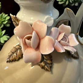 Listing 4 of 11 for Add a touch of vintage elegance to your home! And becoming an animal lifesaver