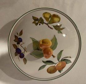 Listing 5 of 12 for Royal Worcester Vintage Evesham Vale Tureen - Stunning