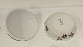 Listing 7 of 12 for Royal Worcester Vintage Evesham Vale Tureen - Stunning