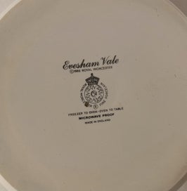 Listing 8 of 12 for Royal Worcester Vintage Evesham Vale Tureen - Stunning