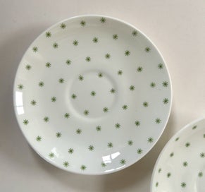 Listing 2 of 5 for Vintage ‘Susie Cooper Starburst’ Bone China Saucers