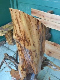 Listing 7 of 12 for `Kanuka Falls' Chainsaw Art & Wine Bottle Holder