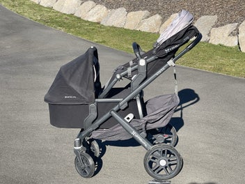 Listing 5 of 8 for UPPABaby Vista double stroller with bassinet, 2 seats
