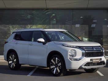 Mitsubishi Outlander 2026 photo 2