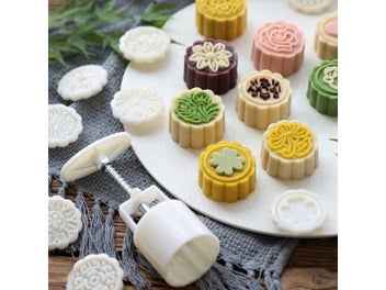 Listing 3 of 10 for 6Pcs /Set Moon Cake Mold 3D Flowers Stamps Decor Mould Barrel Round Pastry