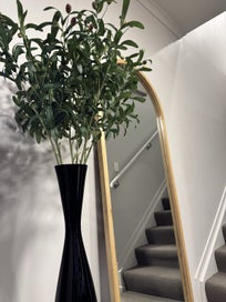 Listing 15 of 18 for Artificial plants with tall glass vase