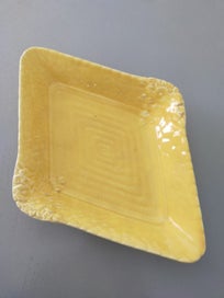 Listing 3 of 6 for Crown Devon Dish