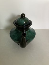 Listing 2 of 12 for Mid century Blue Mountain Tea Pot in excellent condition