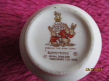 Listing 2 of 2 for BUNNYKINS EGG CUP