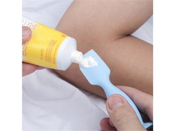 Listing 4 of 9 for Baby Diaper Cream Spatula For Butt Paste Soft Silicone Brush Applicator Baby