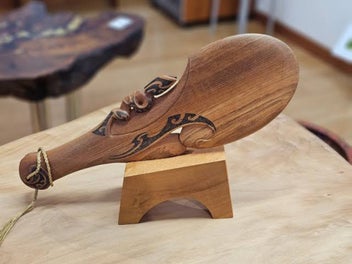 Listing 12 of 16 for 7.2 LM A-Grade Black Maire Timber (Mixed Sizes)