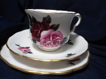 Listing 2 of 13 for Queen Anne 3pc teacup set lottbox 7