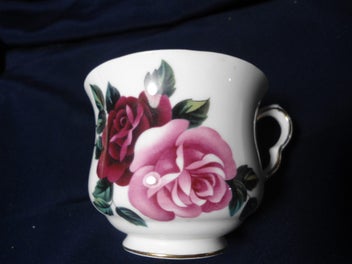 Listing 3 of 13 for Queen Anne 3pc teacup set lottbox 7