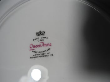 Listing 10 of 13 for Queen Anne 3pc teacup set lottbox 7