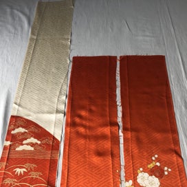 Listing 4 of 13 for Vintage Japanese Fabric Decorative Silk Fabric Pieces X3