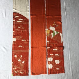Listing 12 of 13 for Vintage Japanese Fabric Decorative Silk Fabric Pieces X3