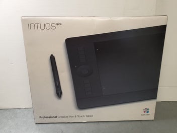 Listing 1 of 6 for Wacom Intuos Pro Professional Creative Pen & Touch Tablet