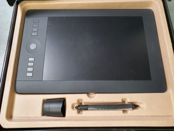 Listing 5 of 6 for Wacom Intuos Pro Professional Creative Pen & Touch Tablet