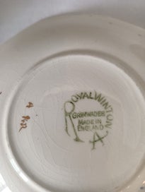 Listing 6 of 6 for Royal Winton "Marguerite" Floral Chintz Trio