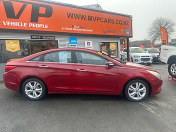 Hyundai I45 2013 photo 4