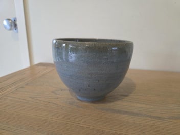 Listing 15 of 18 for Superb (NZ) Studio Pottery Bowl - Stamped