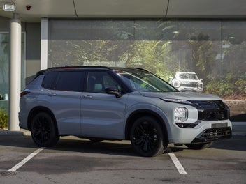 Mitsubishi Outlander 2026 photo 2